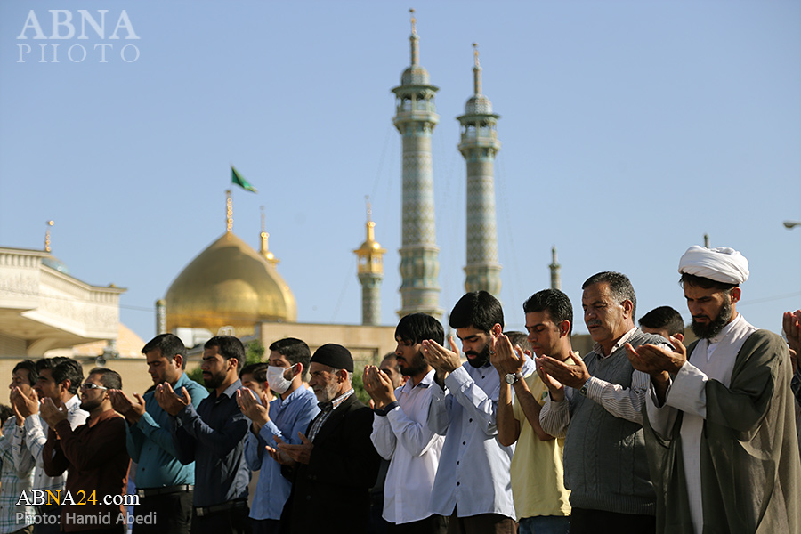 تصويري رپورٹ: حرم حضرت معصومہ (س) میں نماز عید سعید فطرکی ادائیگی