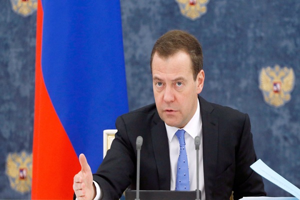 Медведев поздравляет мусульман с праздником Ураза Байрам