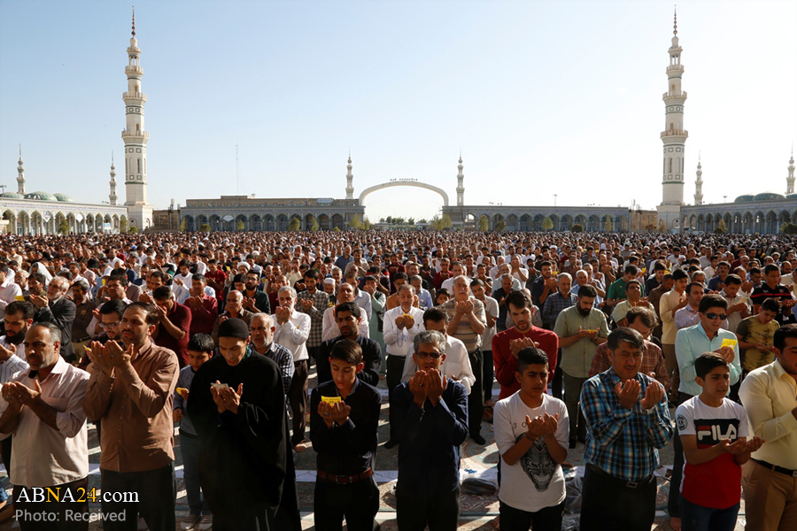 Photos: Eid al-Fitr prayers in Jamkaran Mosque