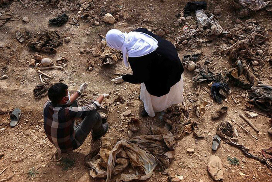 البدء باجراءات التعرف على 141 جثة استخرجت من "مقابر جماعية" في سنجار