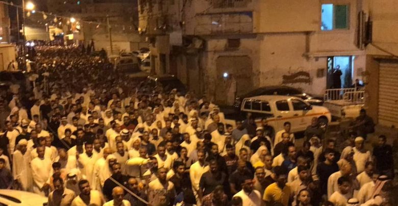 البحرين تستقبل تهاني العيد عند روضة الشهيد علي الشيخ ومواساة جزيرة سترة