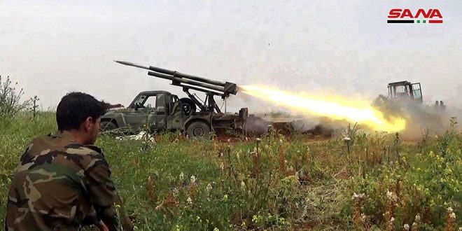 L’armée porte des frappes aux terroristes du /bataillon Izza/ dans la banlieue de Hama