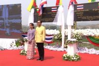 ထိုင္းဝန္ႀကီးခ်ဳပ္သစ္ထံ ၀မ္းေျမာက္ေၾကာင္းသ၀ဏ္လႊာ အတုိင္ပင္ခံပုဂၢိဳလ္ေပးပုိ႔
