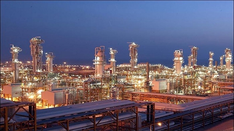 AS Jatuhkan Sanksi terhadap Perusahaan Petrokimia Iran