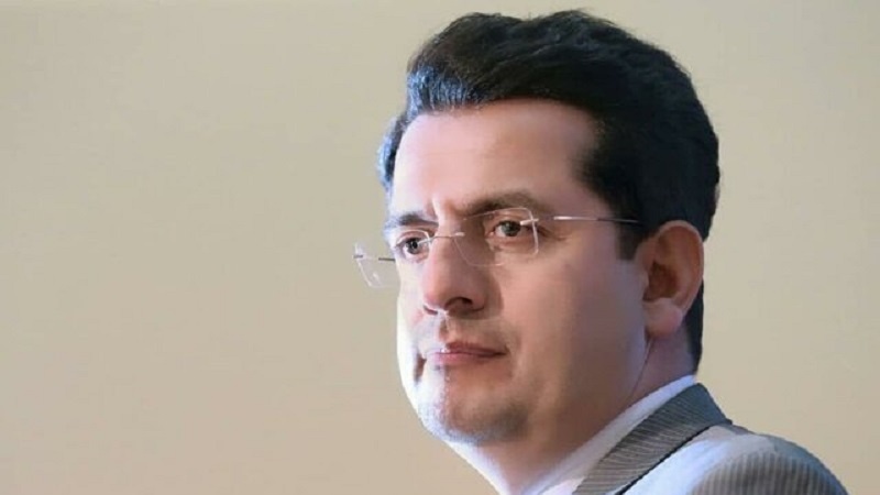 سەیید عەباس موسەوی ڕوو لە مەکرۆن: ھێنانە ئارای بابەتگەلێکی بەدەر لە ڕێککەوتنی بەرجام ھیچ یارمەتییەکی کێشەکە نادات