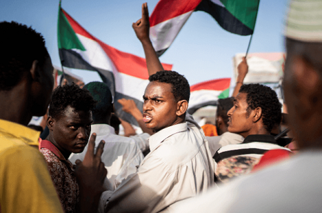 Perjanjian Perkongsian Kuasa, Tentera Dan Penunjuk Perasaan Sudan