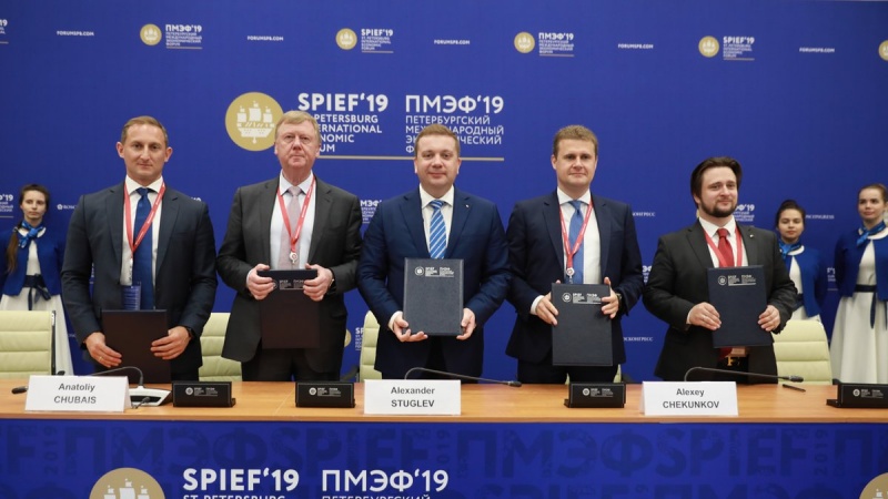 Spief, a forum San Pietroburgo accordi firmati per 48 mld usd