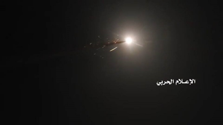 لحظة إصابة وإسقاط طائرة "MQ-9" الأمريكية في سماء الحديدة+(فيديو)