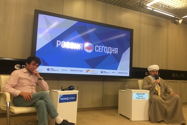Первый зампред СМР и ДУМРФ Рушан Аббясов рассказал о праздновании Ураза-байрама