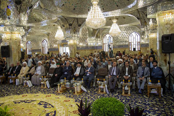 Die Delegation der heiligen Abbassitischen Stätte nimmt an der Eröffnungsfeier des 9. Kulturfestivals -Al-Safir-