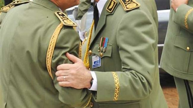  Algérie : l'Armée nargue la France