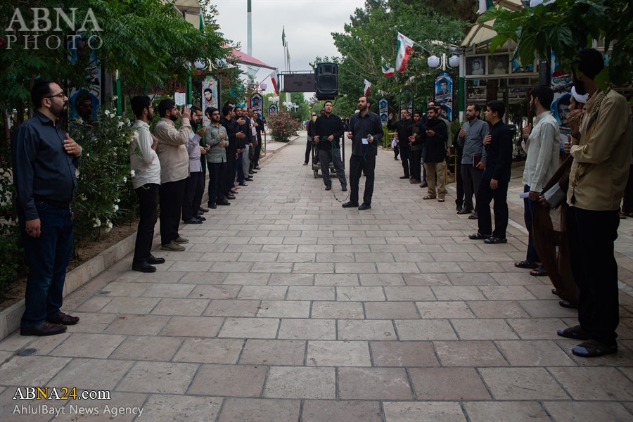 ကဘရ္  ဂ်ႏၷတ္သိုလ္ ဗကီးအ္ ၿဖိဳဖ်က္ဆီးျခင္း ႏွစ္ပတ္လည္ေန႔ အတြက္ ကြမ္းၿမိဳ႕  တြင္ အဇာဒါရီျပဳလုပ္ ။ ။ Photo