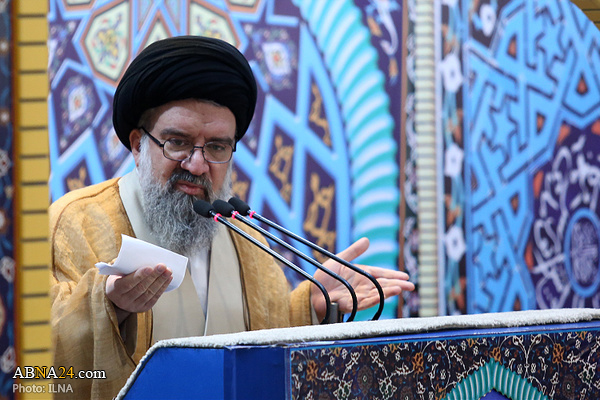 Senior cleric lauds leader's stances on US' offer for talks