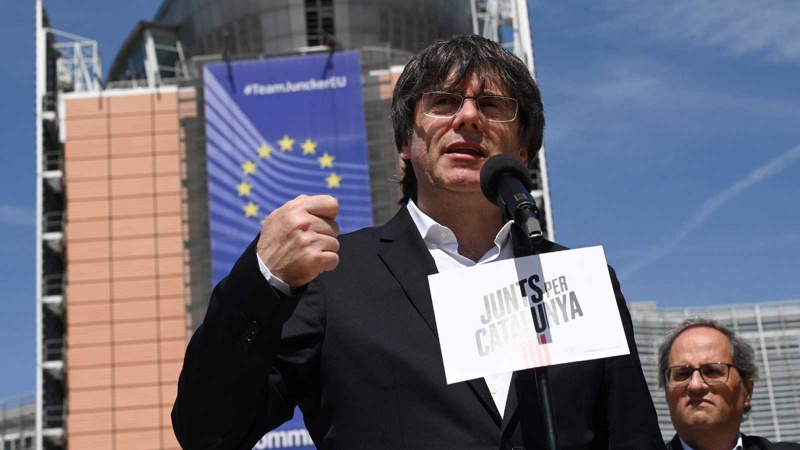 Puigdemont dovrà giurare a Madrid per seggio