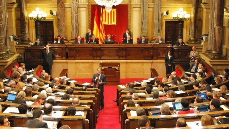 Catalogna, ex presidente tornera' a Madrid