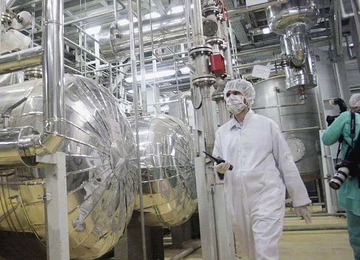 خطوة ايرانية تهز أوروبا.. انتاج اليورانيوم "4 أضعاف"