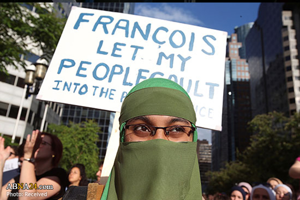 Photos: Muslims protest against approve bill on banning hijab in Quebec, Canada