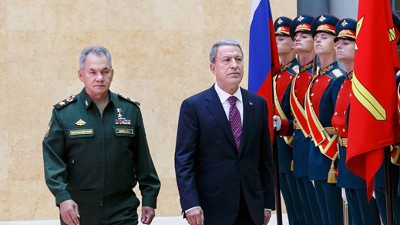 Menhan Turki dan Rusia Bicarakan Gencatan Senjata di Idlib Suriah