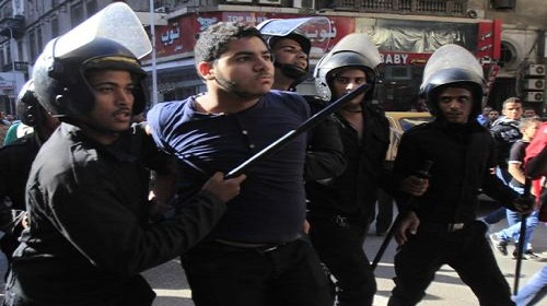 اعتقال عدد من شباب قرية الرئيس الراحل مرسي بعد دعوتهم للتظاهر