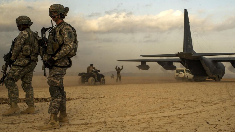 米海軍の元司令官が、全世界の米軍基地の撤収を強く要請