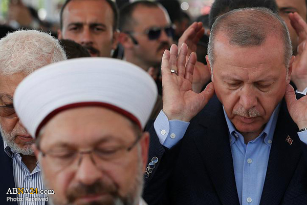 تقریر مصور/ اردوغان يصلي صلاة الغائب على "محمد مرسي"