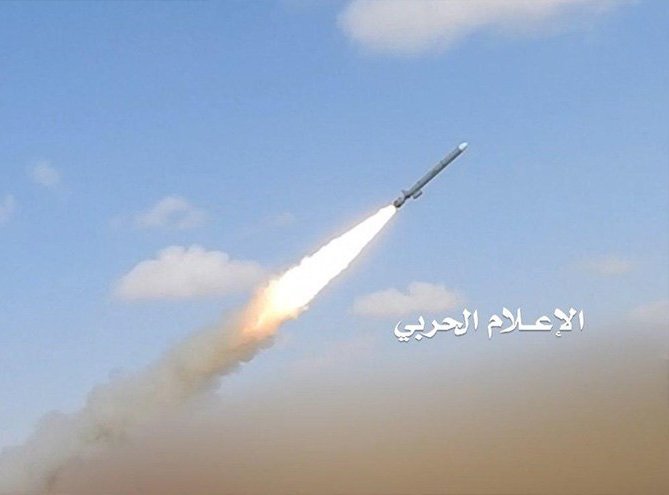 إطلاق صاروخ "زلزال2" على تجمعات المرتزقة في عسير