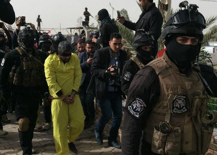 القبض على ارهابي ينقل "عوائل داعش" لمخيمات النازحين في كركوك