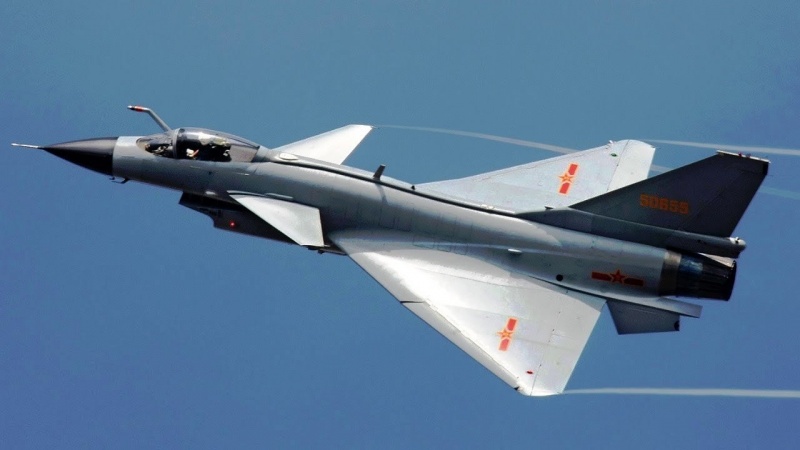 Cina schiera jet da combattimento nel Mar Cinese Meridionale