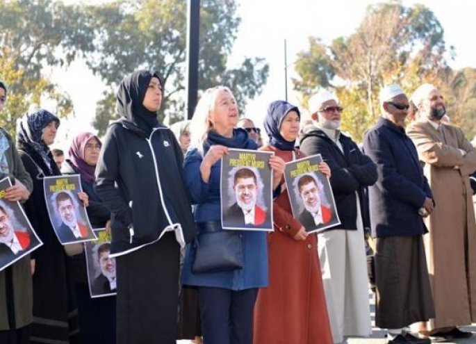 مظاهرة في أستراليا احتجاجا على ظروف وفاة "محمد مرسي"