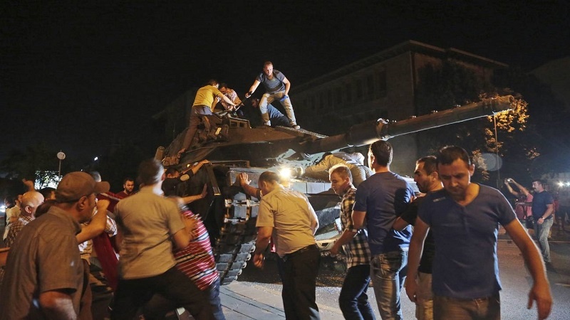 L'epurazione continua in Turchia