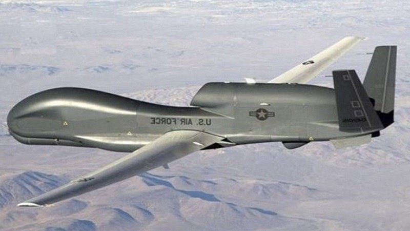 Iran che abbatte drone Usa ...