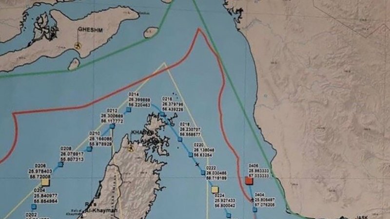 イラン外相が、米無人偵察機によるイラン領空侵犯関連の画像を公開