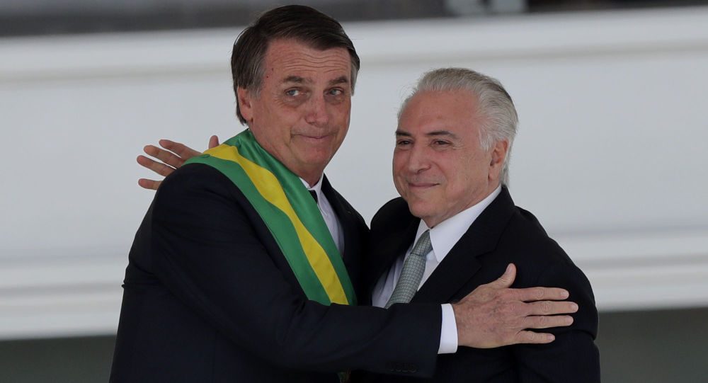 'Fora Temer' é sucedido por 'Fora Bolsonaro' que está levando brasileiros ao ápice