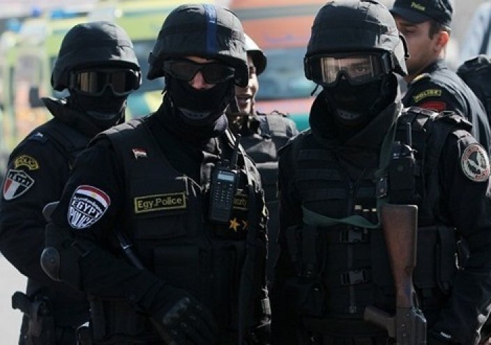الأمن المصري يوقف 8 بزعم تورطهم في مخطط لـ"ضرب الاقتصاد"
