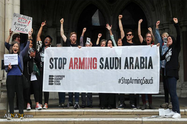  UK suspends new arms export licenses to Saudi-led coalition