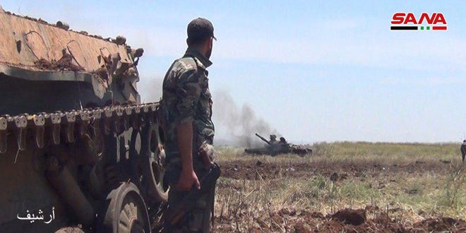 L’armée riposte aux attaques des terroristes menées contre des localités dans la banlieue nord de Hama