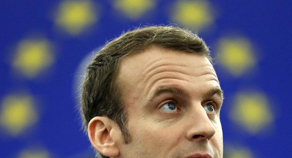 Macron alerta Bolsonaro: se Brasil deixar Acordo de Paris, não haverá acerto com Mercosul