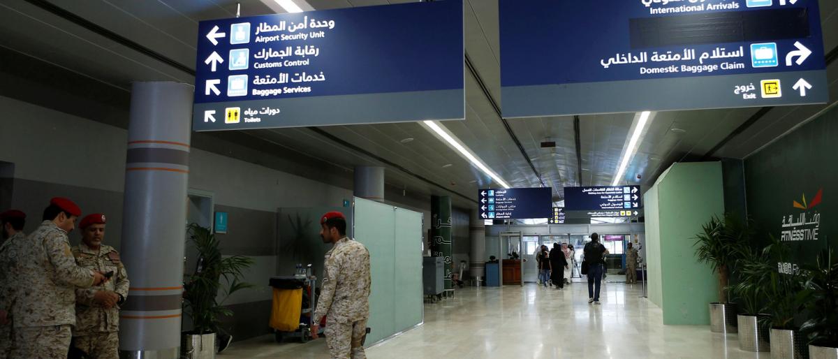 سلاح الجو المسير اليمني يقصف مطاري جيزان وأبها ويعطل الملاحة الجوية 