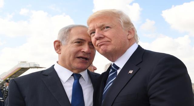نتنياهو يراهن على البحرين ويثني على وزير خارجيتها