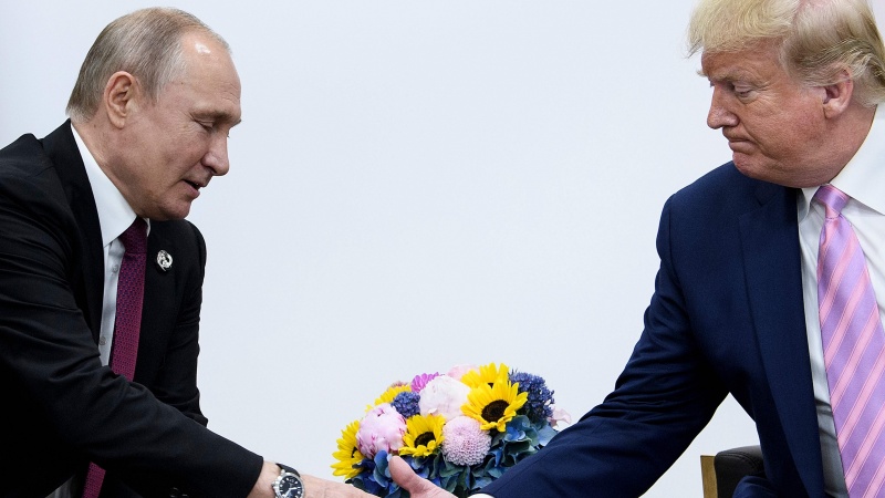Trump; Putin "ragazzo meraviglioso"