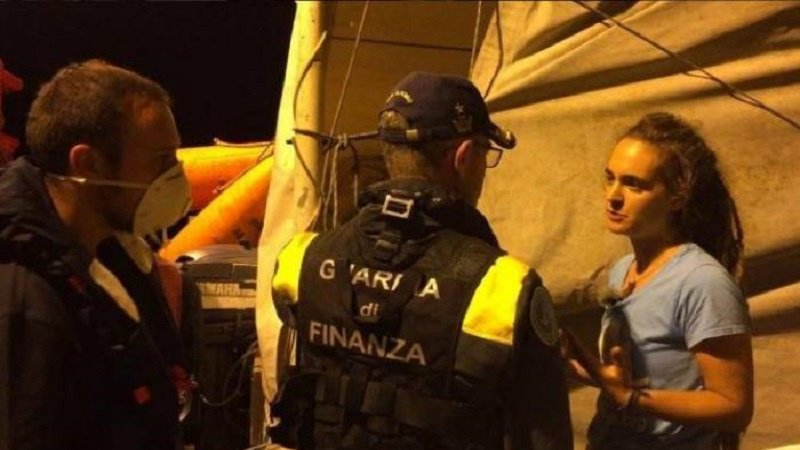 Sea-Watch, per sostenere le spese legali di Carola Rackete già raccolti 400 mila euro