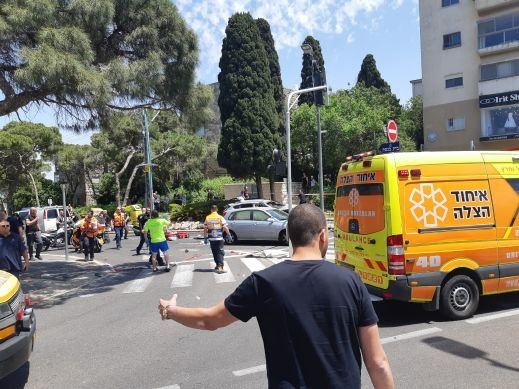إنفجار سيارة مركونة في اللد جراء "عبوة ناسفة" والشرطة تحقق في الأمر