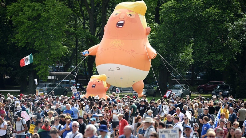 米・ワシントンに、巨大な｢赤ちゃんトランプ」風船が登場