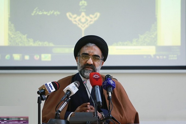 Iran: 12.000 contendenti partecipano a competizioni coraniche per il personale giudiziario