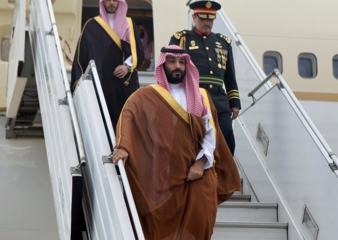 مجتهد يفجر مفاجأة صادمة عن "فريق طيران" محمد ابن سلمان