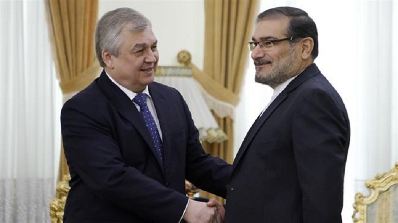 Russia all'Iran: "Siamo al vostro fianco"