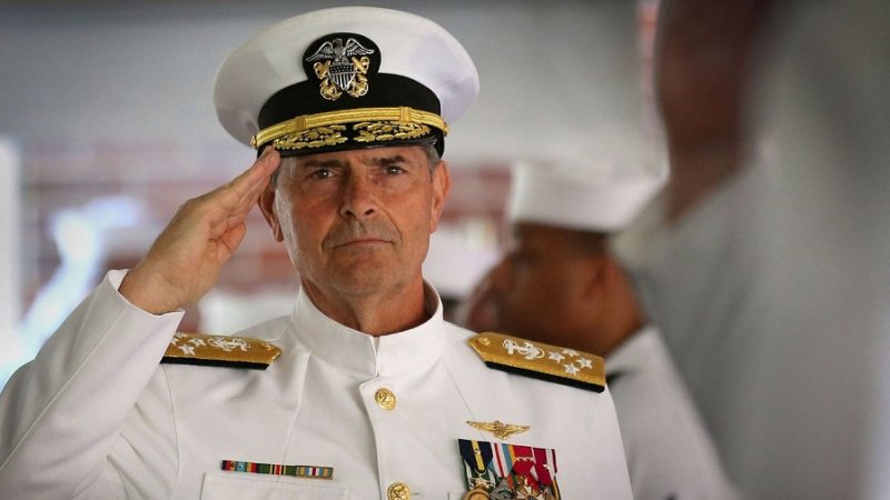 アメリカ海軍司令官候補が、不倫疑惑により辞任