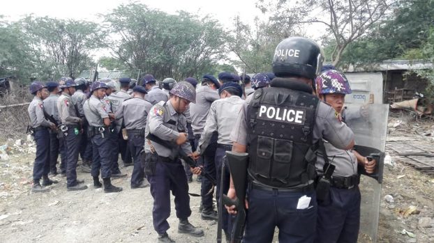 မႏၱေလးတြင္ က်ဴးေက်ာ္မ်ားႏွင့္ ရဲတပ္ဖြဲ႔ အဓိက႐ုန္းျဖစ္ပြား၊ ေသနတ္ပစ္ေဖာက္လူစုခြဲ 