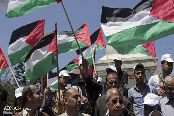 3,000 Palestinians protest in Gaza for Great Return March 