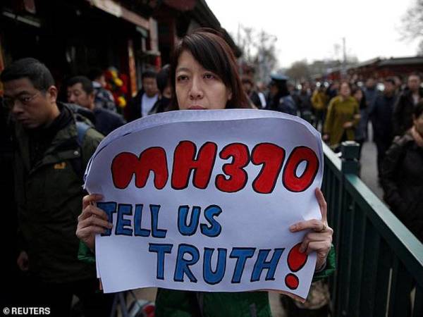 May isang Taon na ang Nakalipas sa Airplane Flight MH370 
